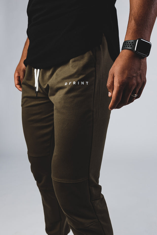 Dwyer Joggers